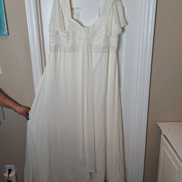 Creme Colored Wedding Dress-Size 20 - Picture 1 of 9